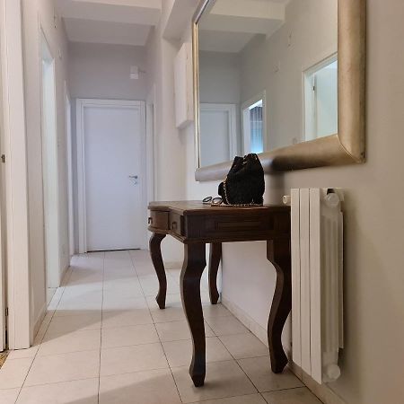 Lc Gramsci Guest House Self Check-In Пиза Екстериор снимка