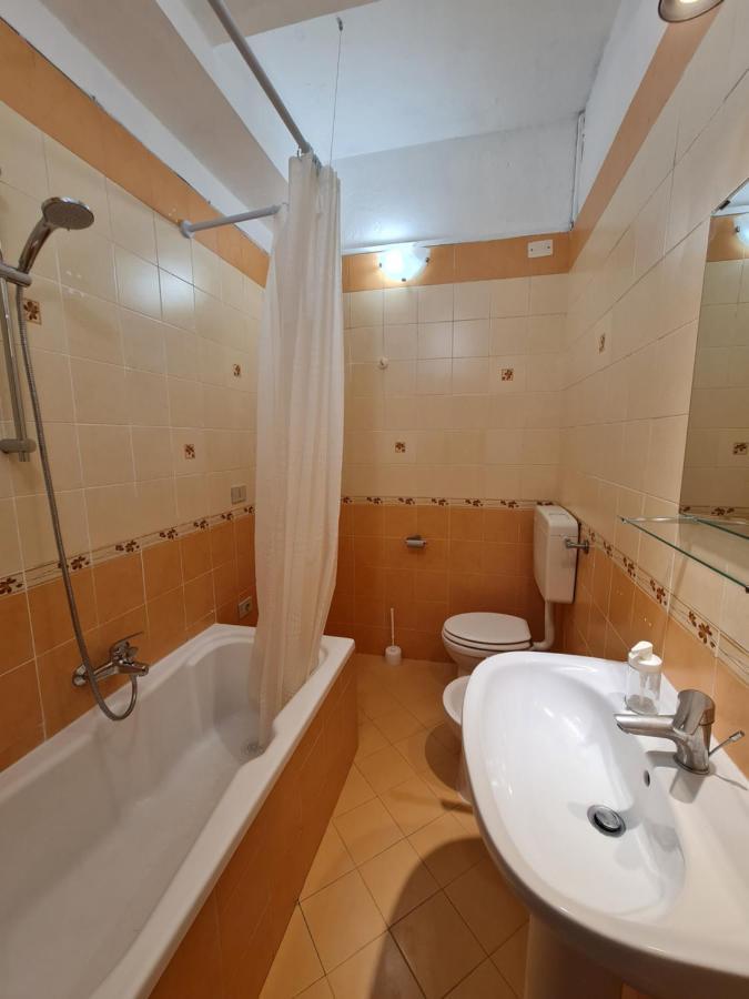Lc Gramsci Guest House Self Check-In Пиза Екстериор снимка